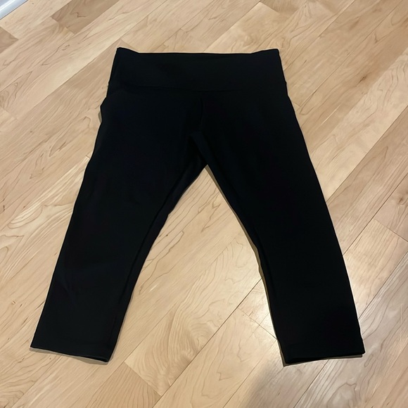 Vintage lululemon capris - Picture 1 of 4